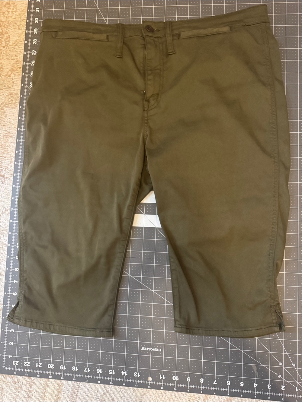 Madewell Olive Green Capris